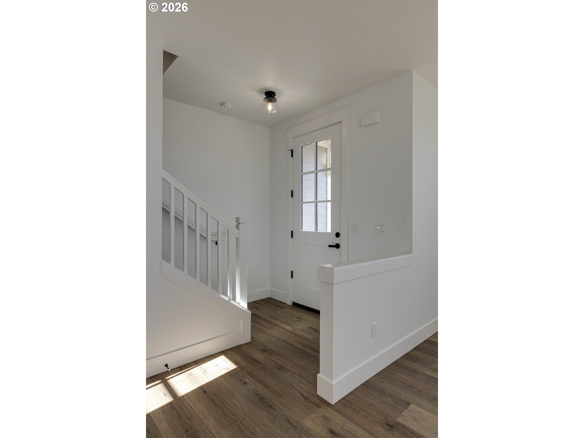 425 NE MOONWAKE LN 18