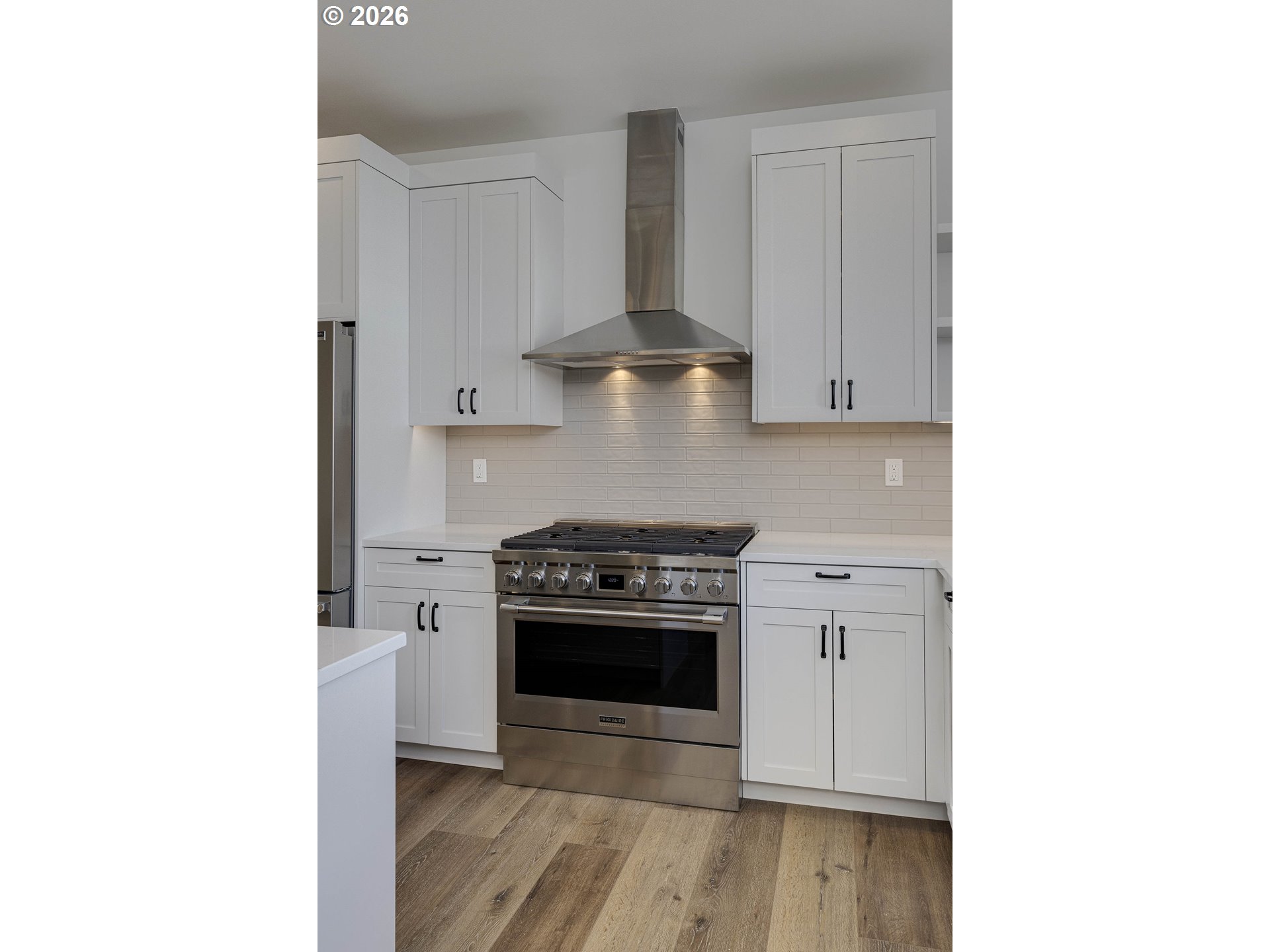 425 NE MOONWAKE LN 18