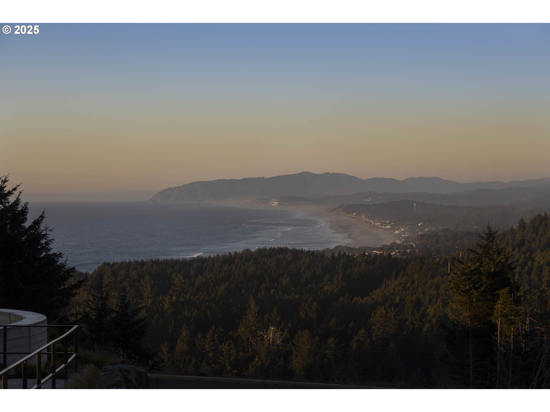 1128 NE SEASCAPE AVE