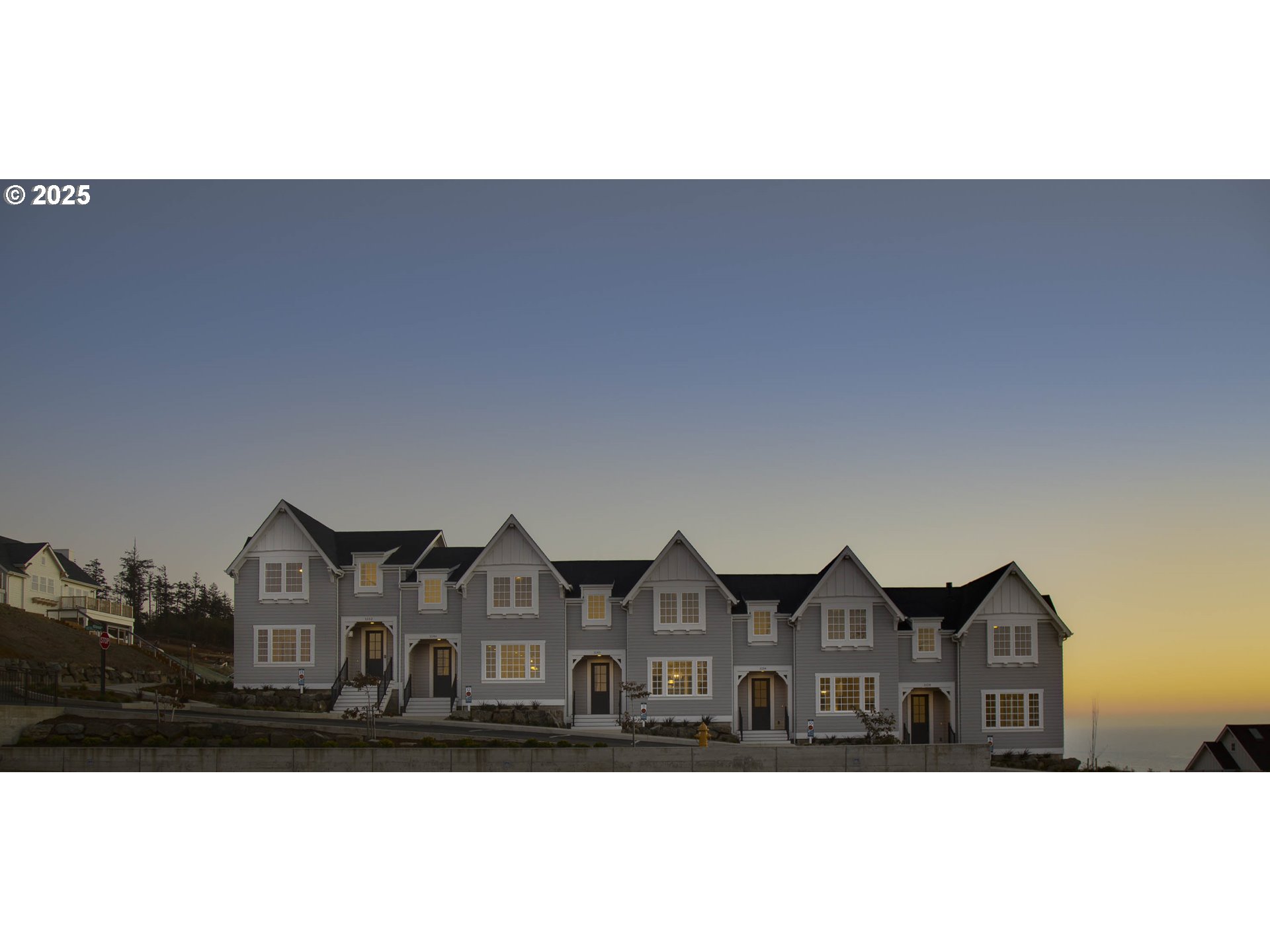 1128 NE SEASCAPE AVE