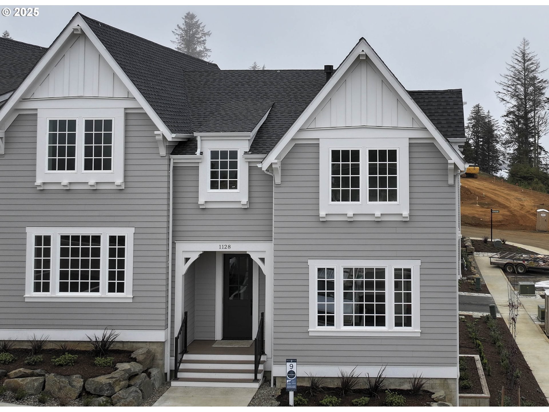 1128 NE SEASCAPE AVE