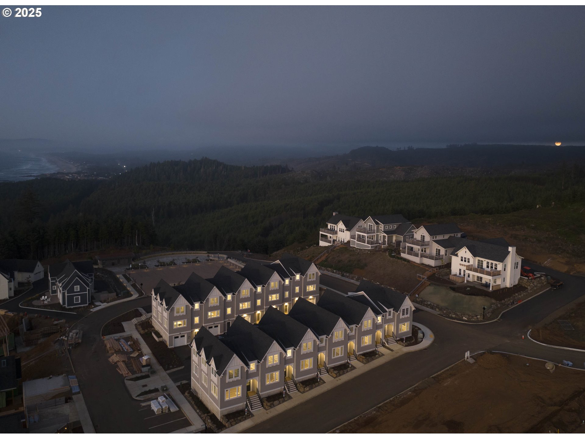 419 NE MOONWAKE LN 17