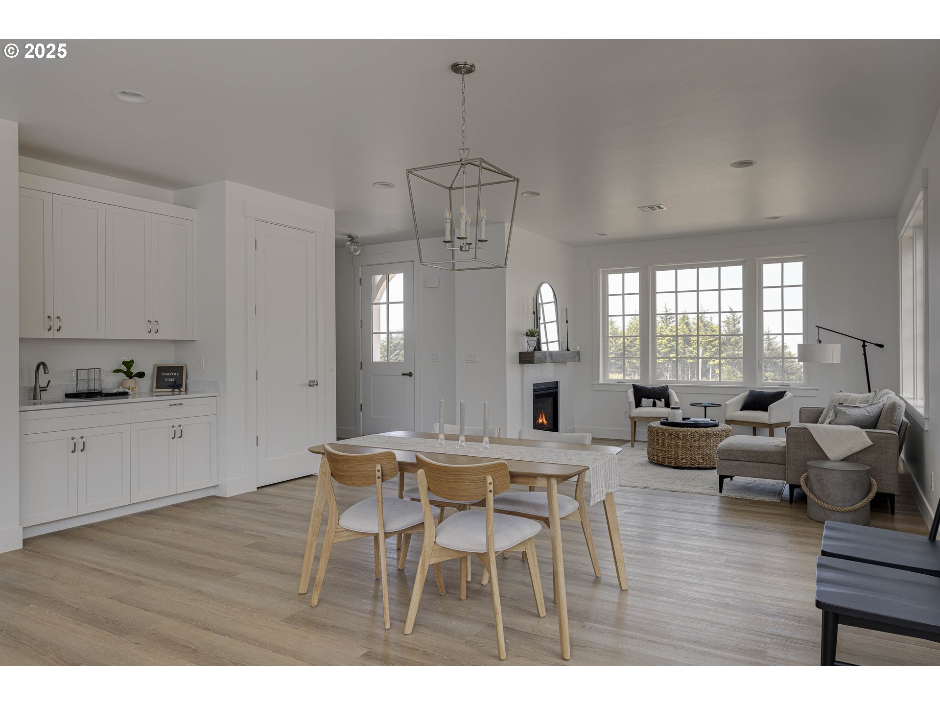 419 NE MOONWAKE LN 17