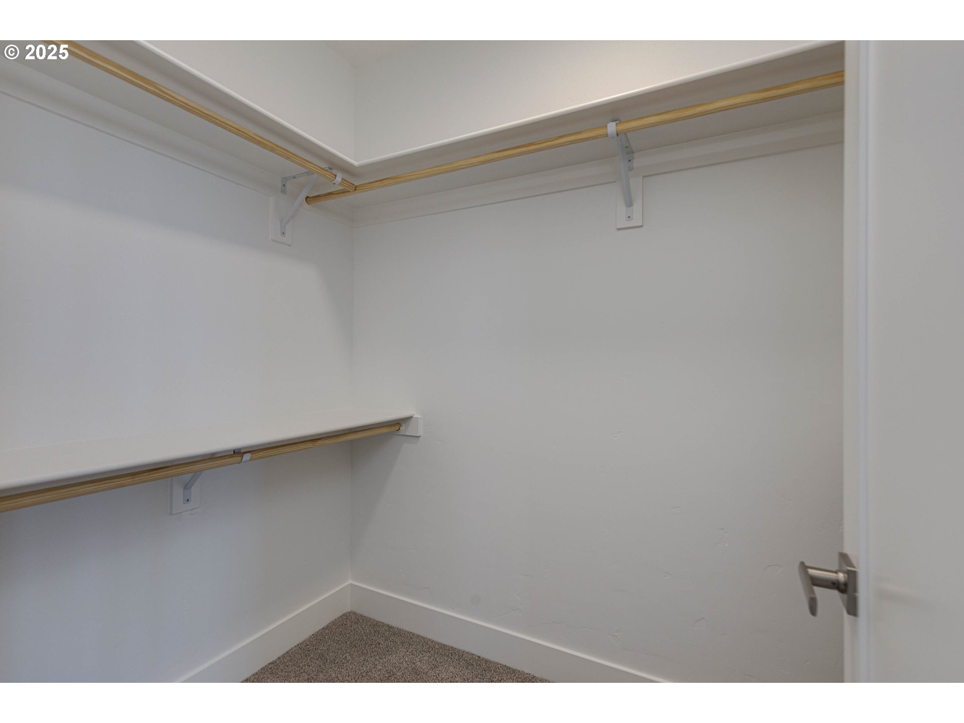 419 NE MOONWAKE LN 17