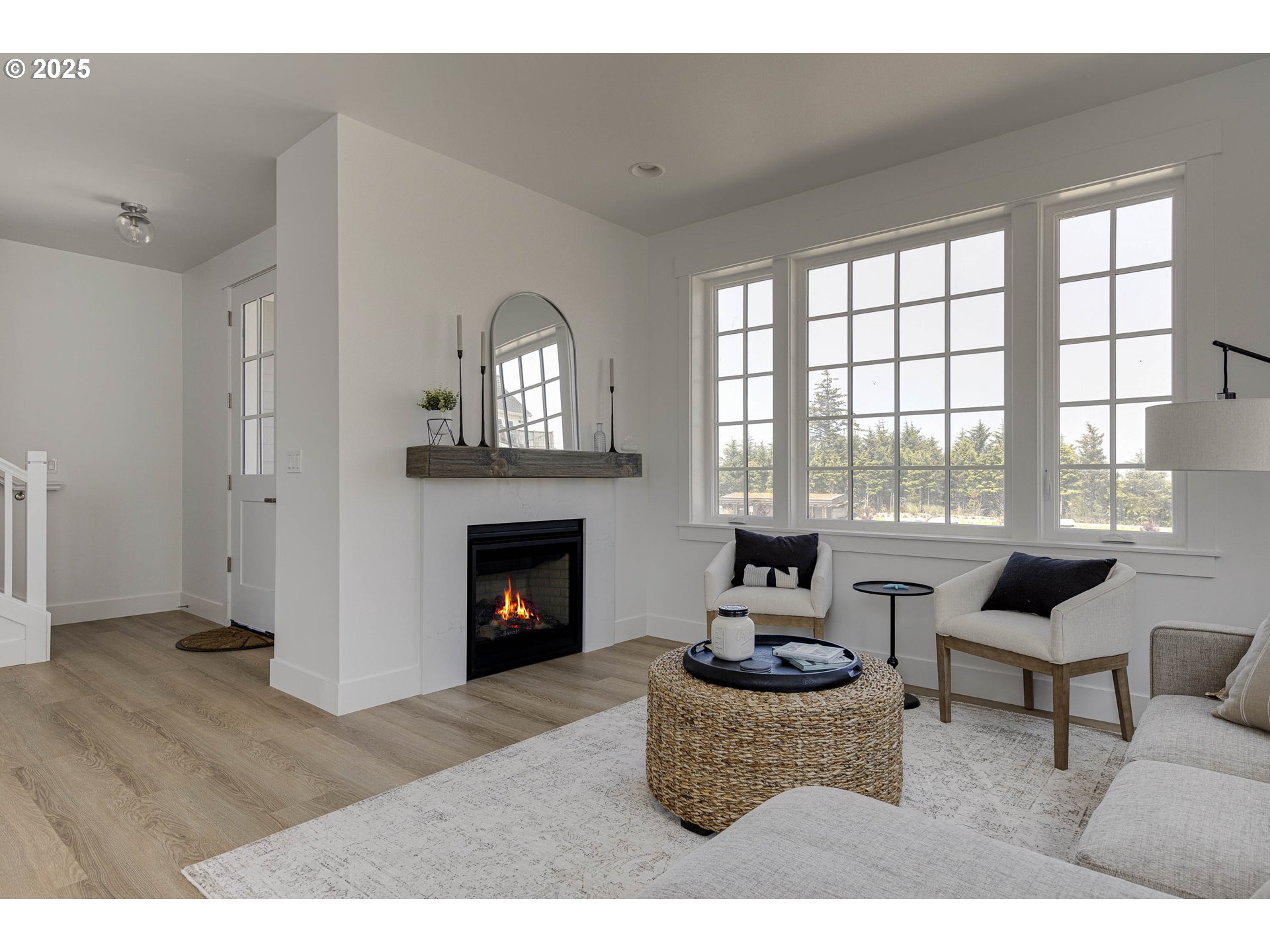 419 NE MOONWAKE LN 17