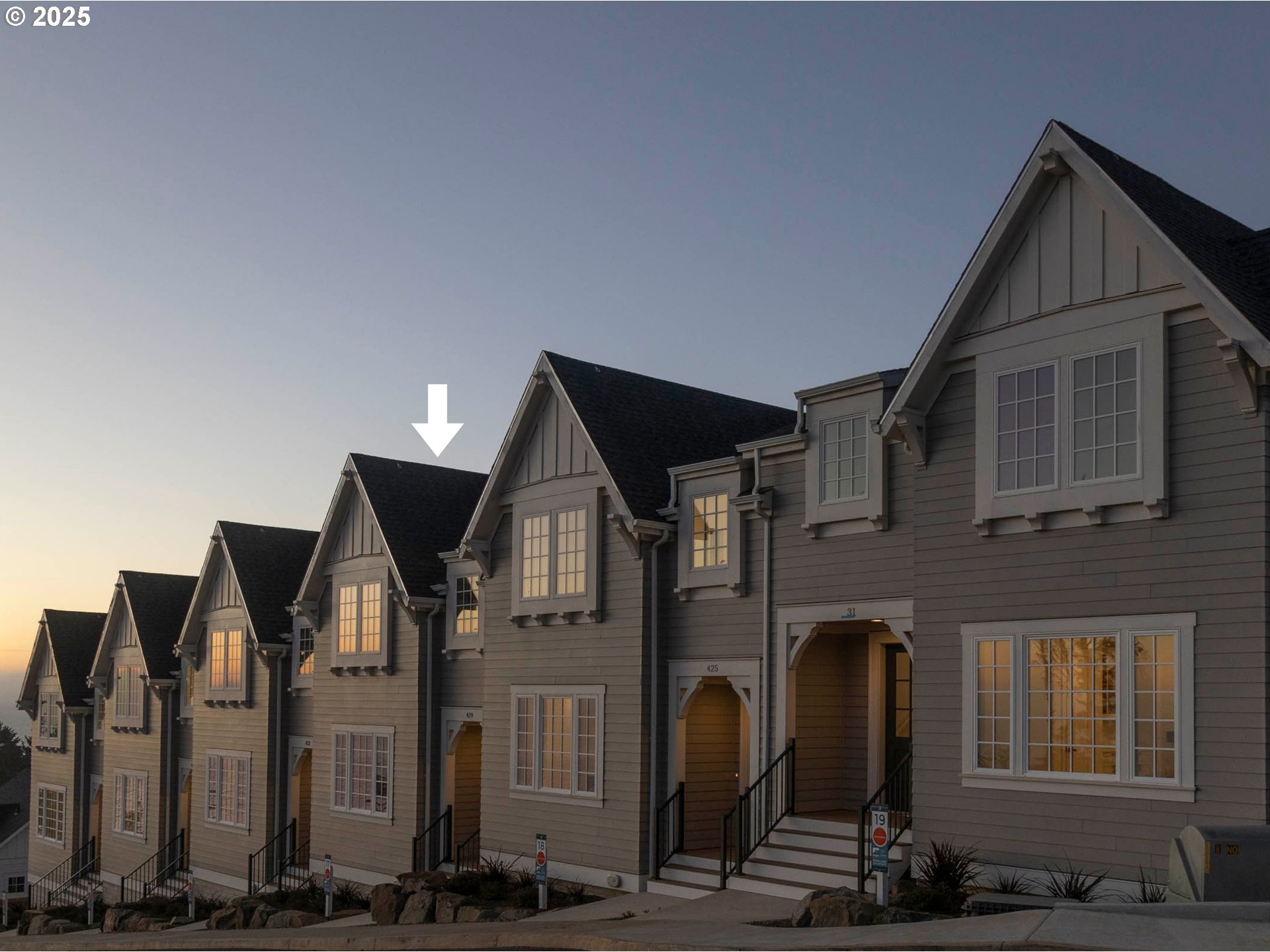 419 NE MOONWAKE LN 17