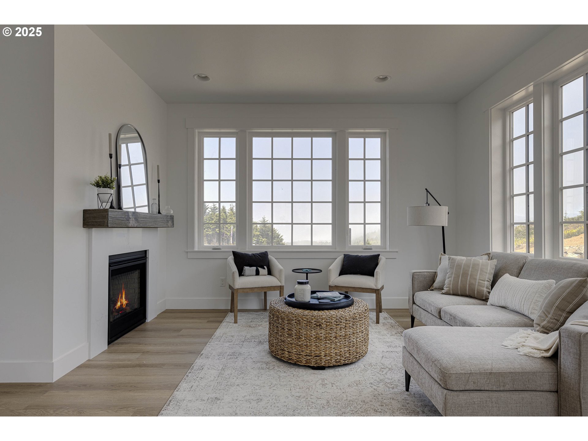 419 NE MOONWAKE LN 17