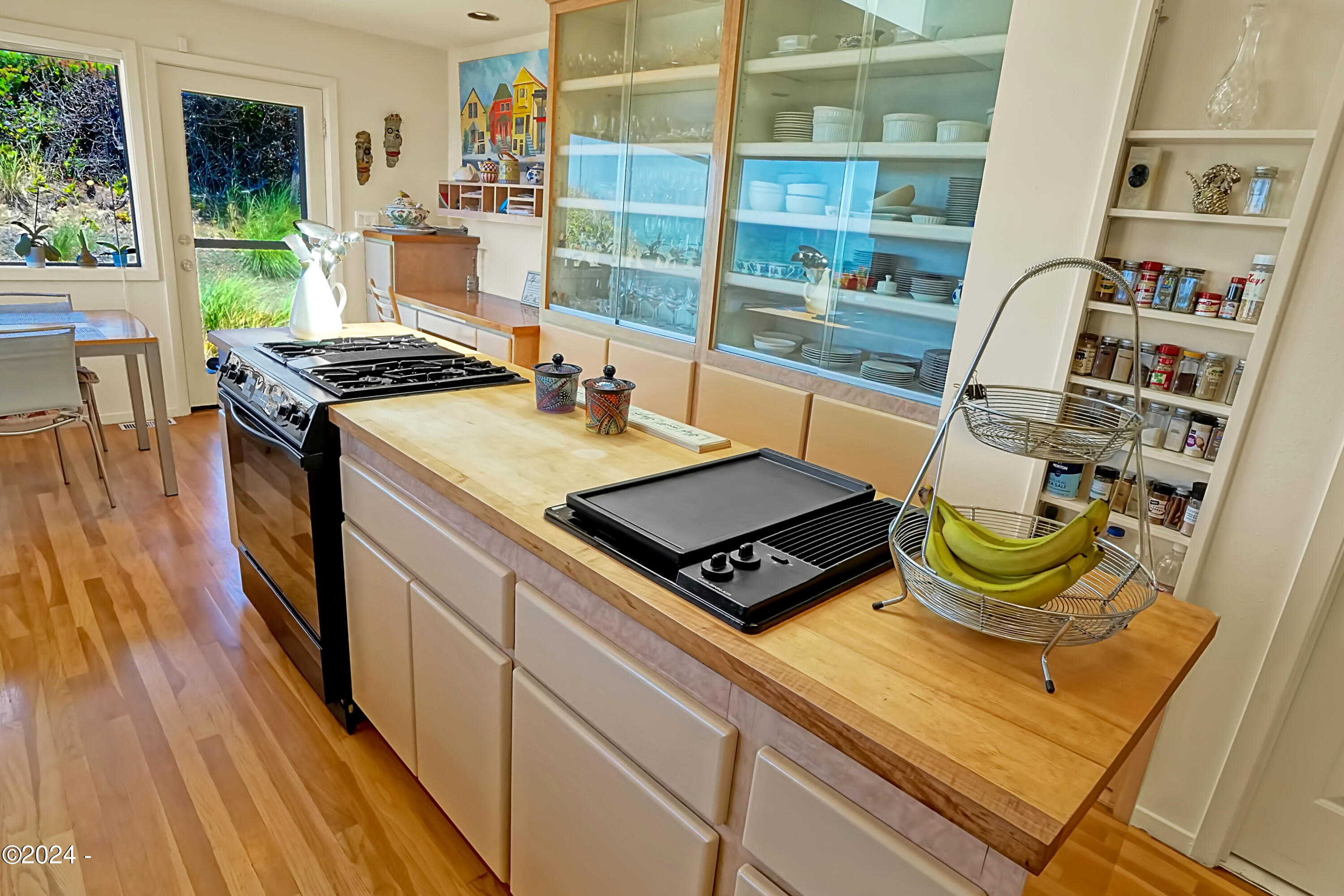 28 Spouting Whale Lane