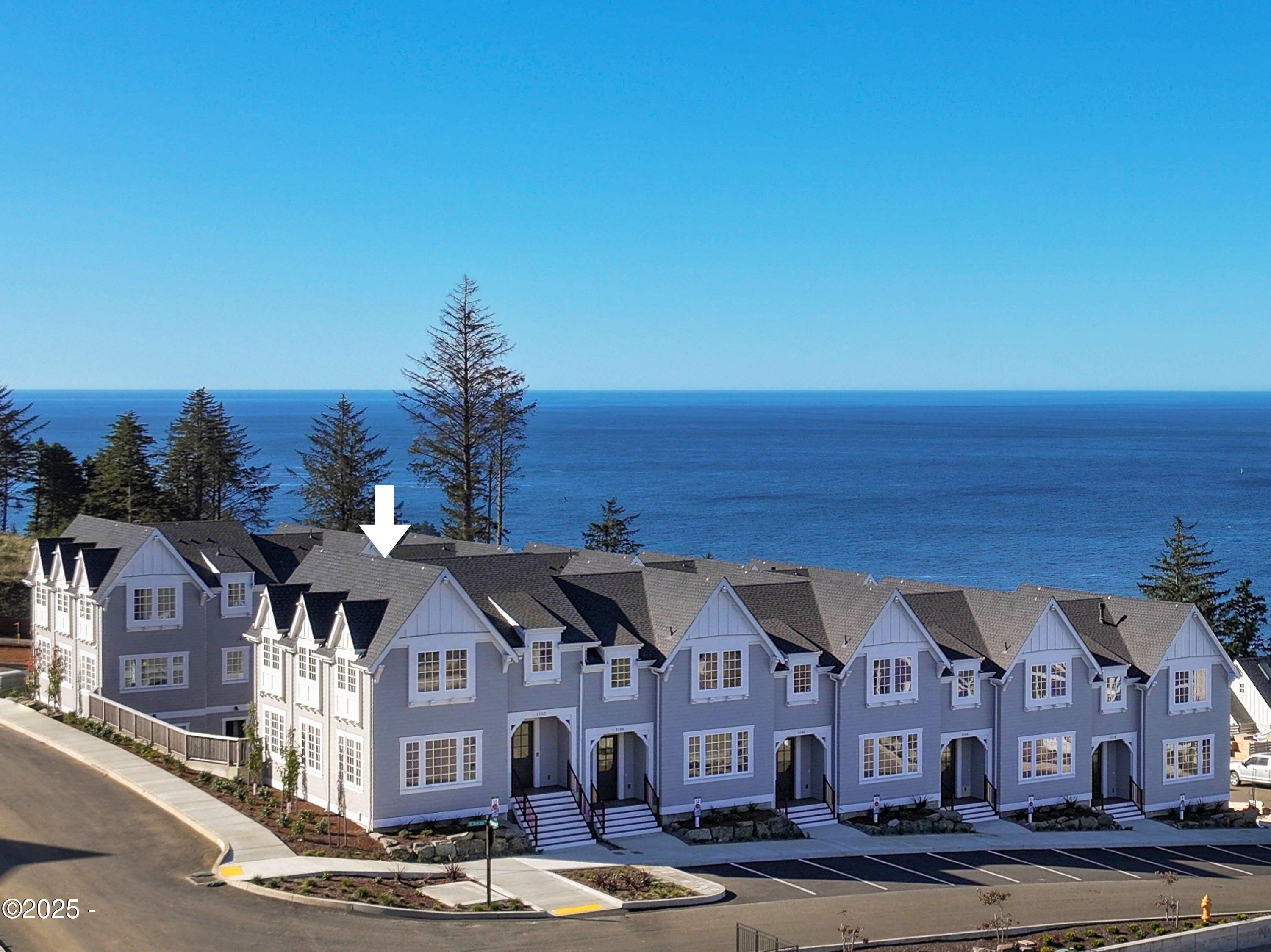 1152 NE Seascape Avenue, 13