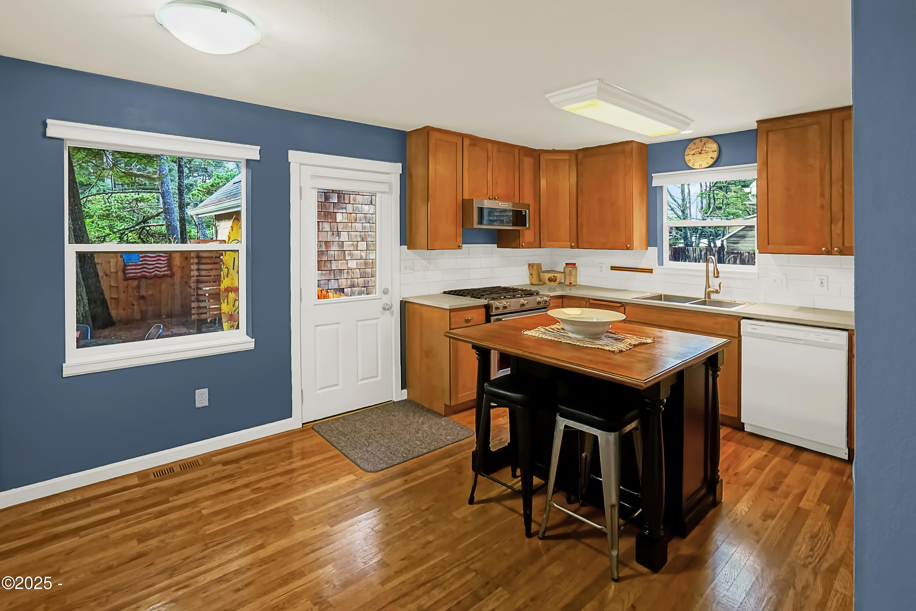 296 Bella Beach Drive