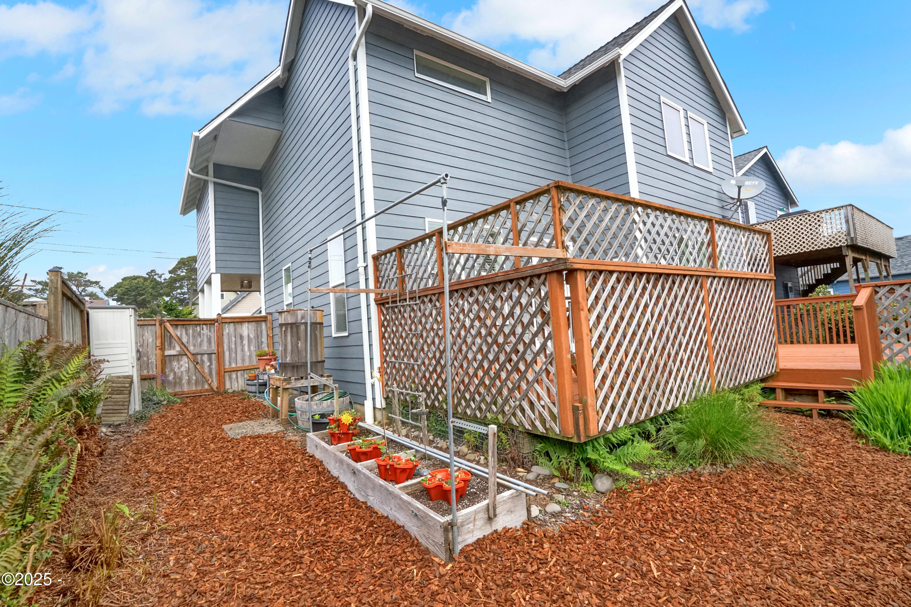 2146 NW Jetty Avenue