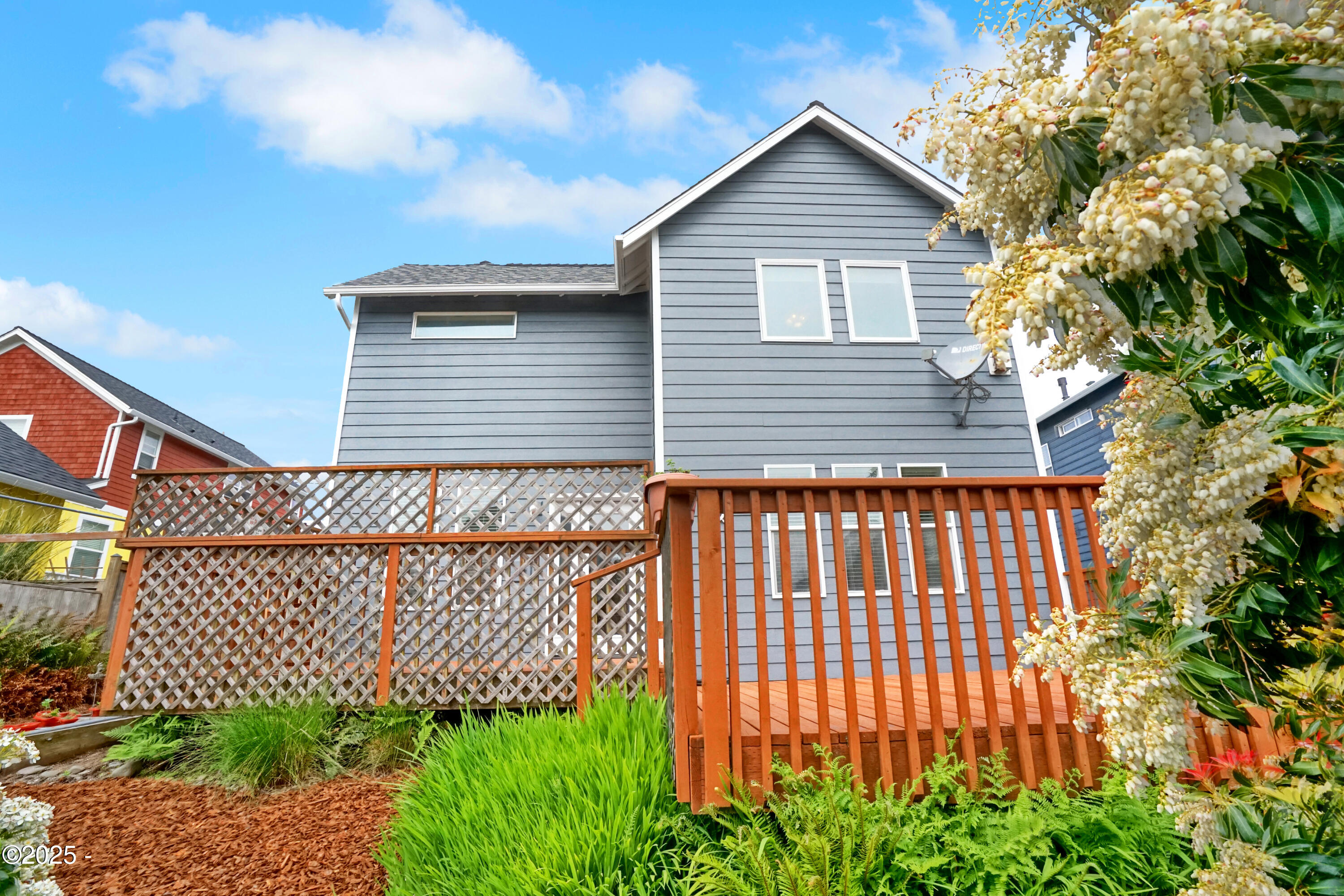 2146 NW Jetty Avenue