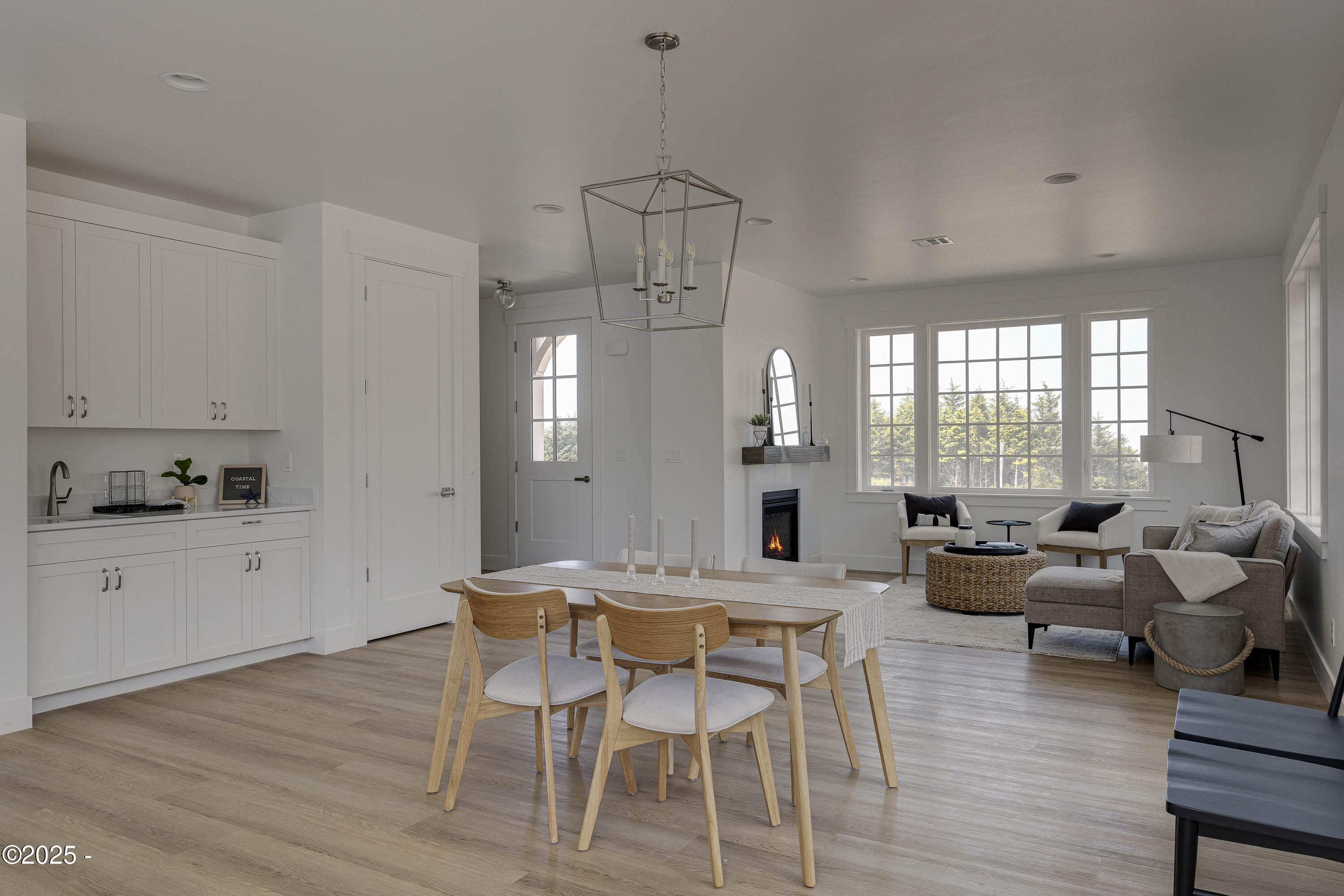 419 NE Moonwake Lane, 17