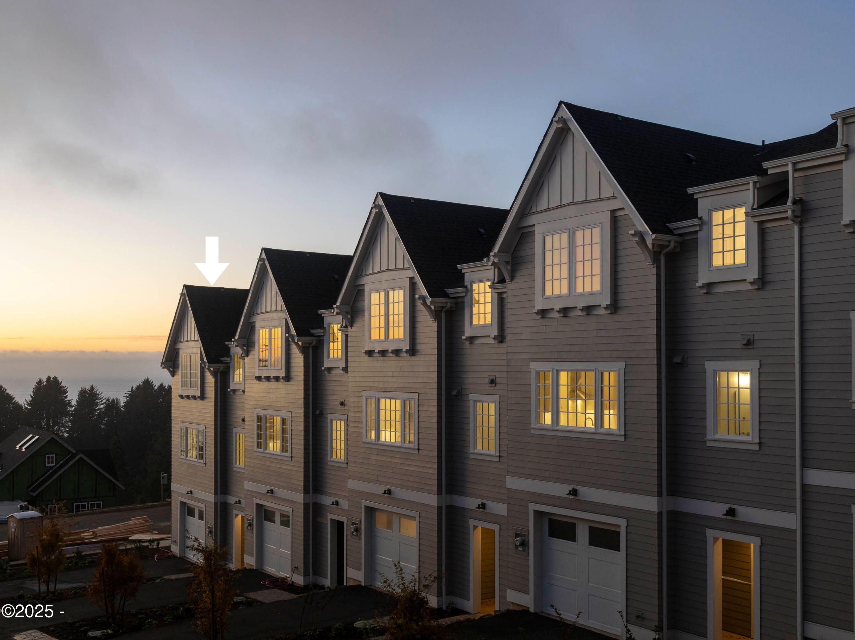 1128 NE Seascape Lane, 9