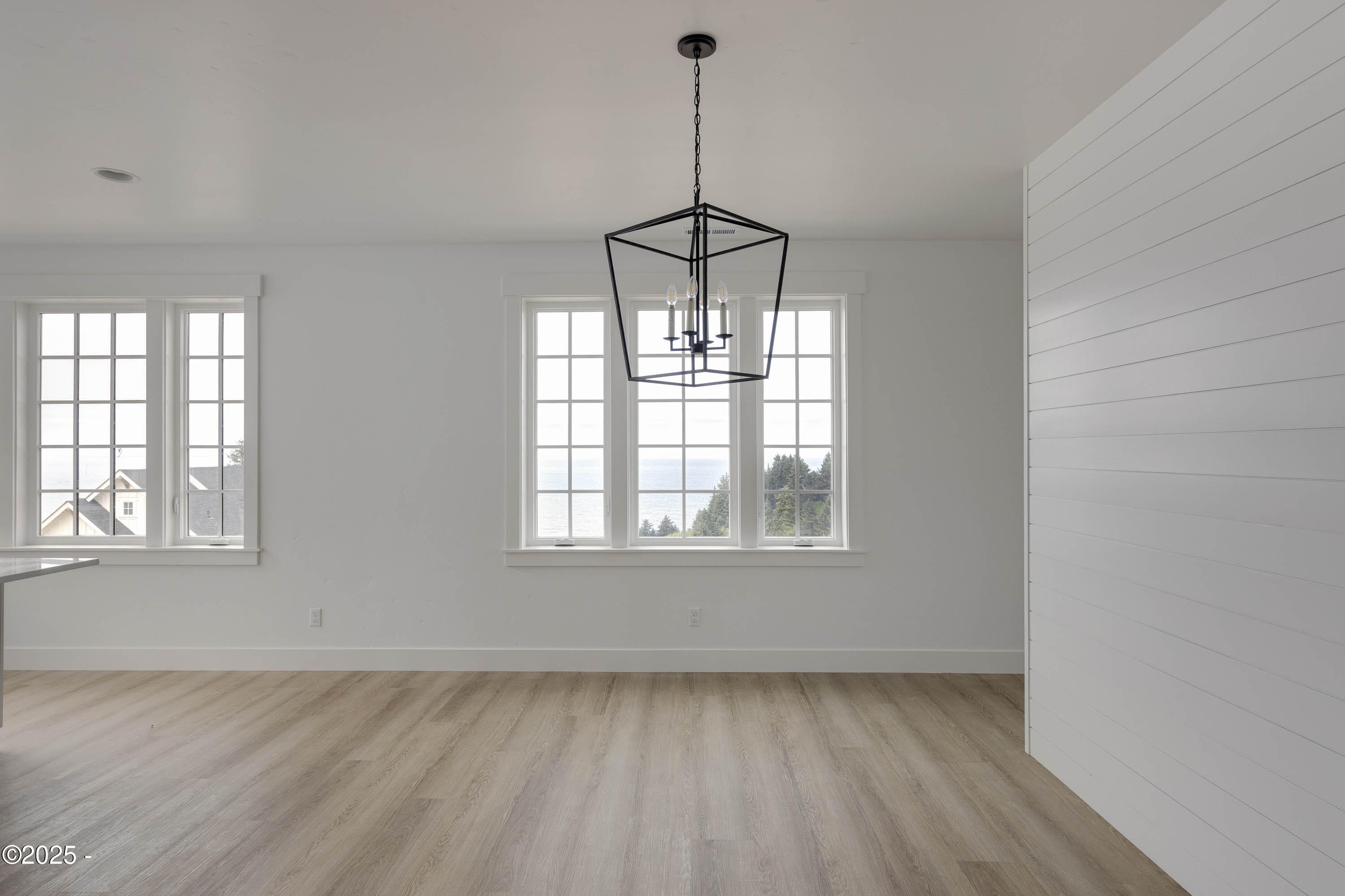 1128 NE Seascape Lane, 9