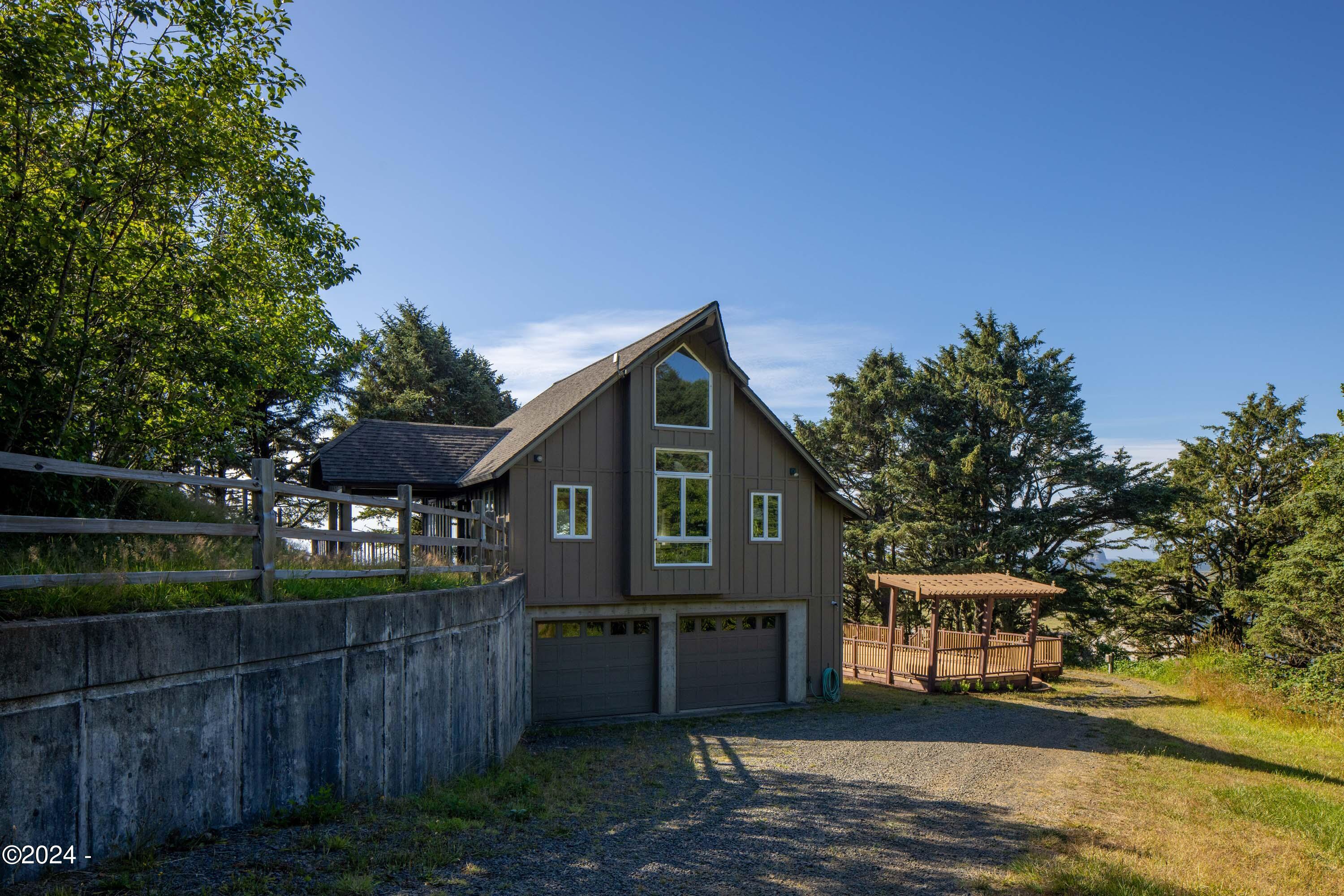 41900 Horizon View Avenue