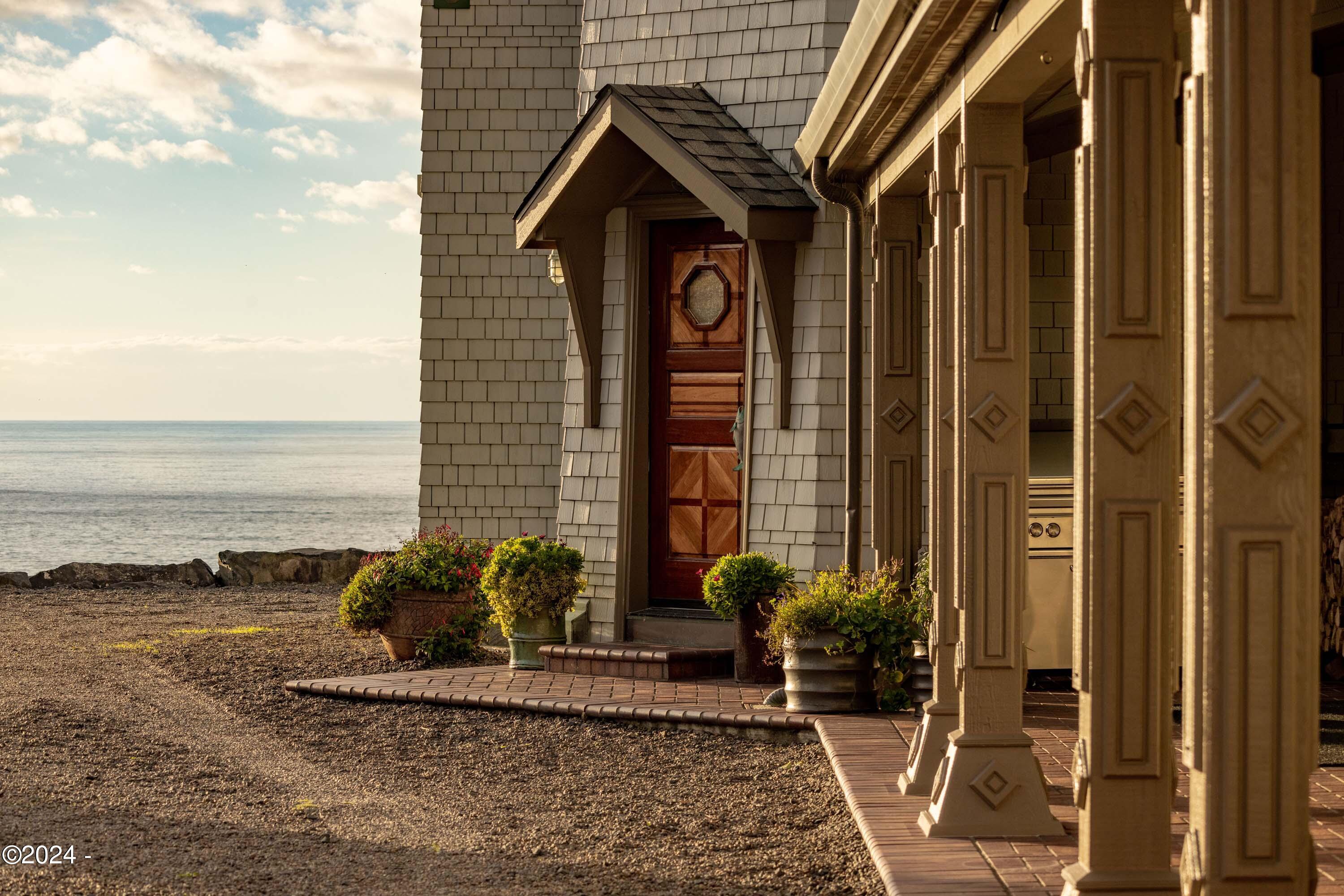 41900 Horizon View Avenue