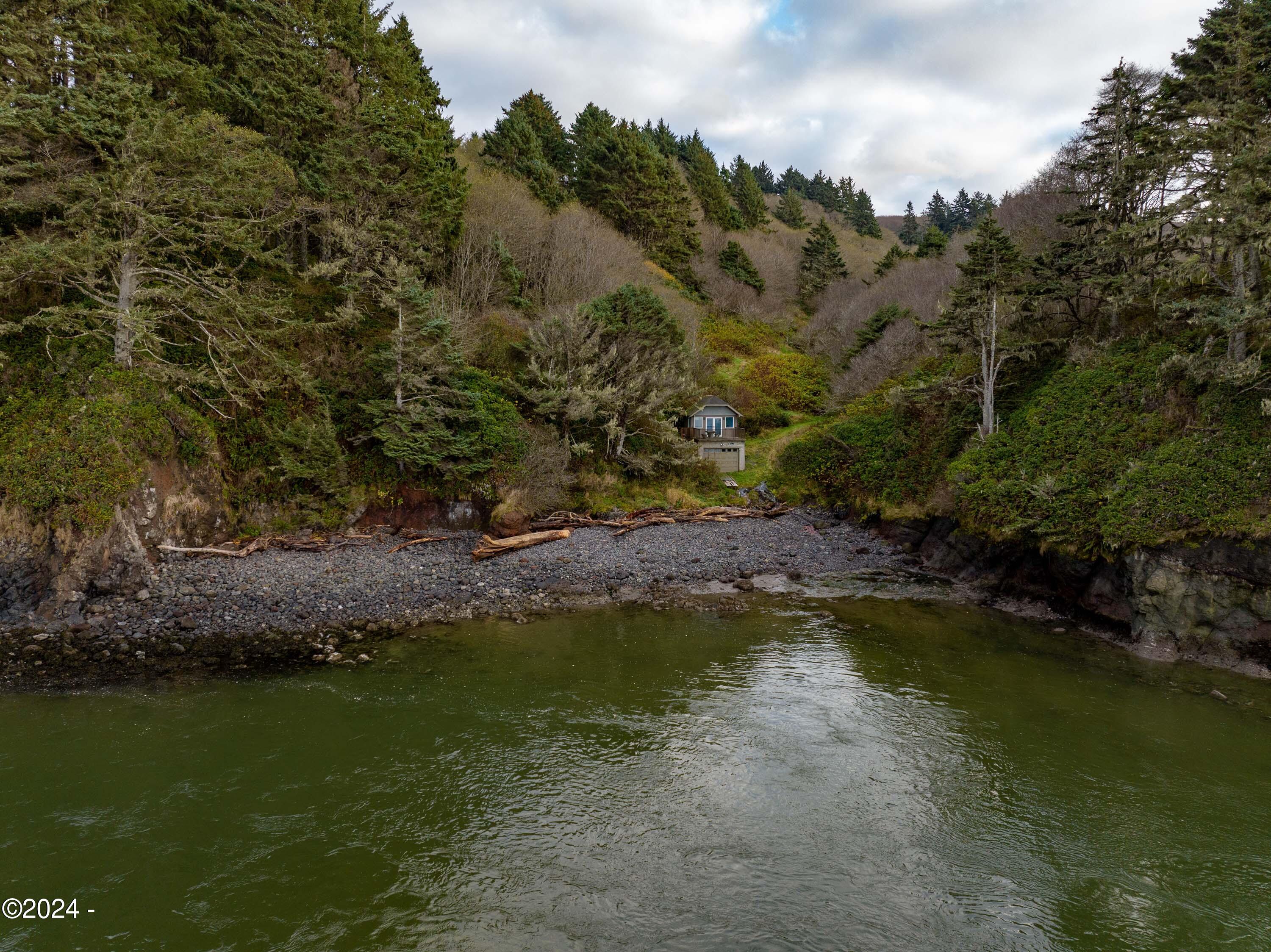 41900 Horizon View Avenue