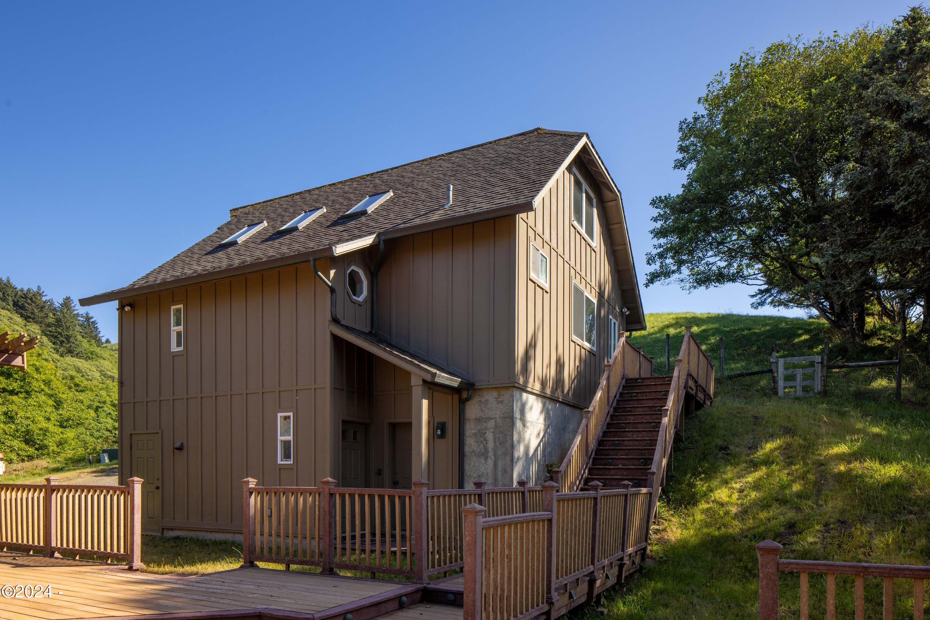 41900 Horizon View Avenue