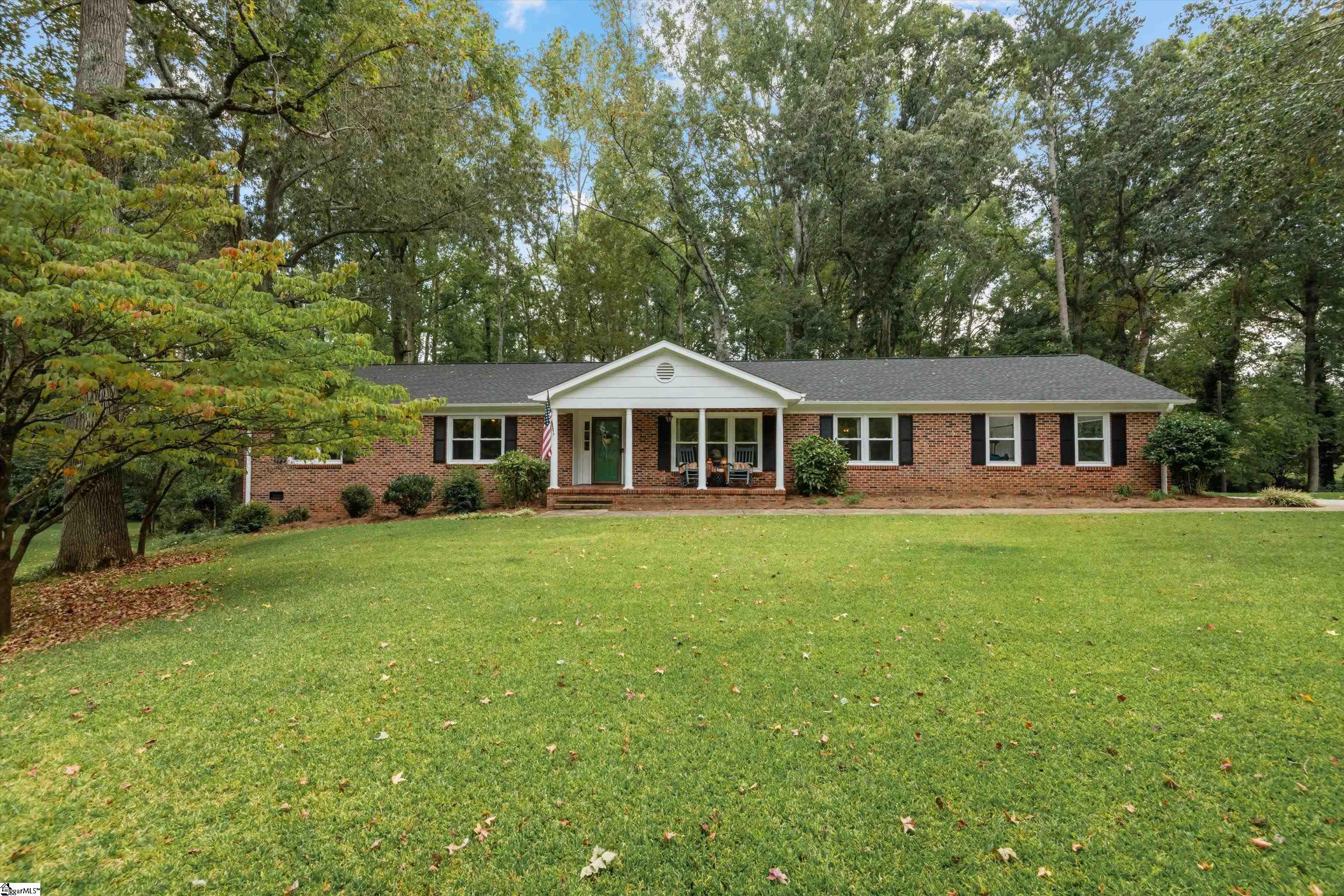 1012 Stratford Drive