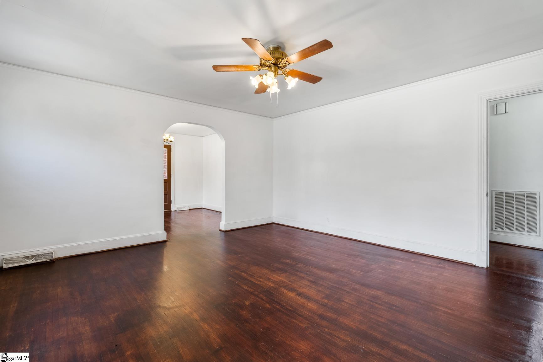 113 Brookside Circle