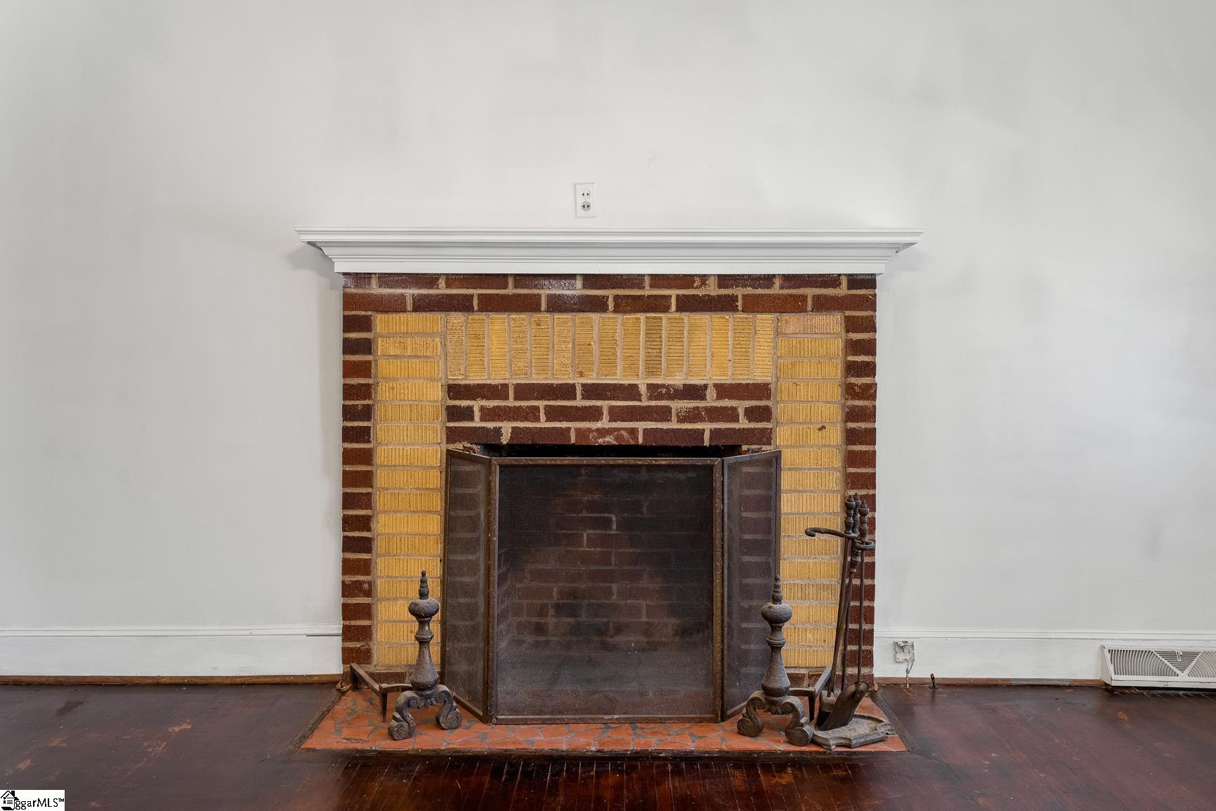 113 Brookside Circle