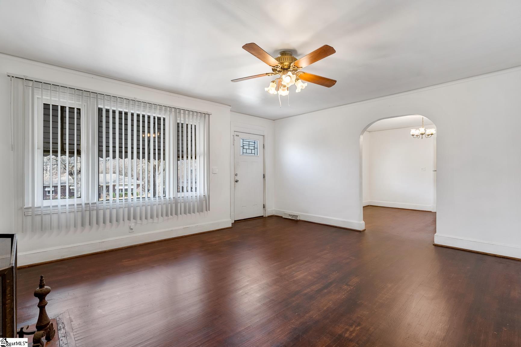 113 Brookside Circle