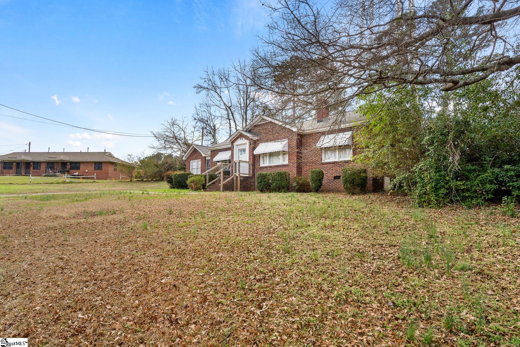 113 Brookside Circle