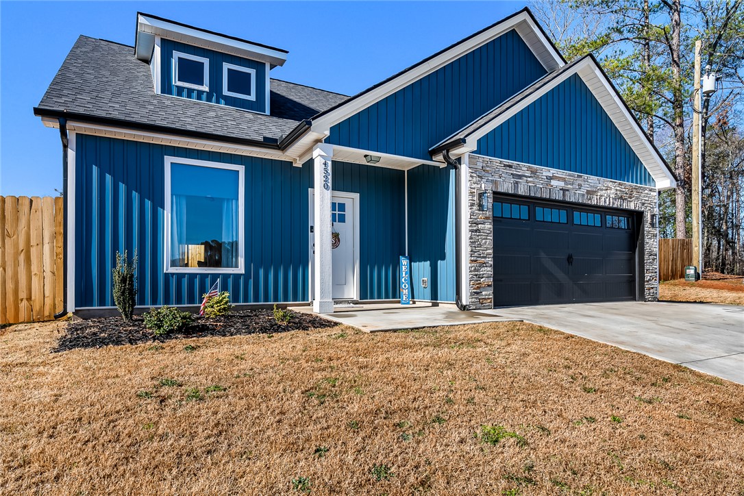 4520 Pine Lane