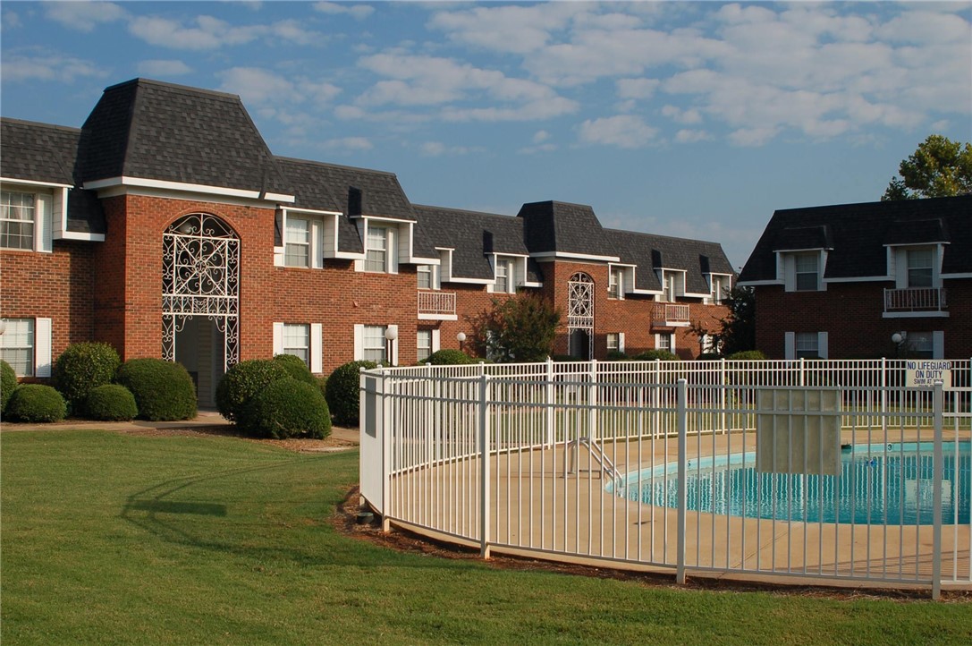 4115 Liberty Highway