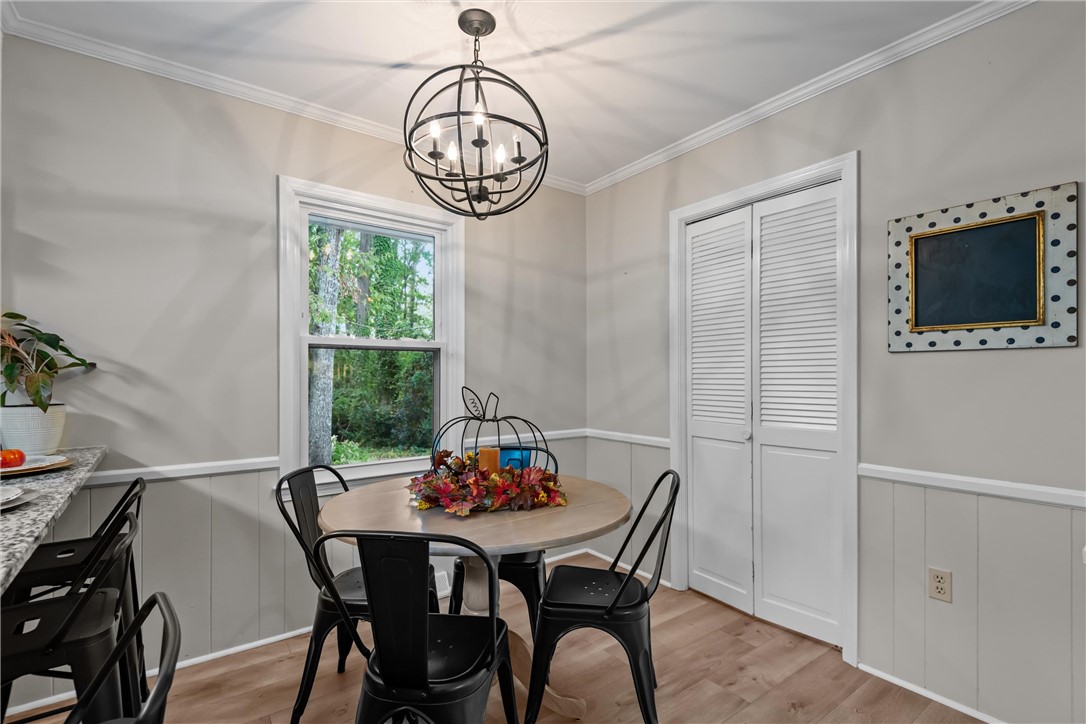 1012 Stratford Drive