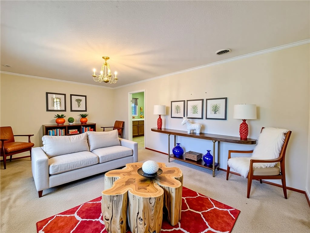 611 Heyward Road