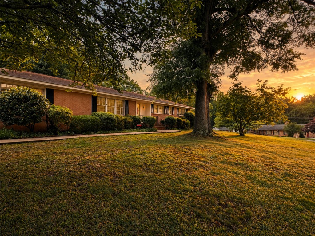 611 Heyward Road