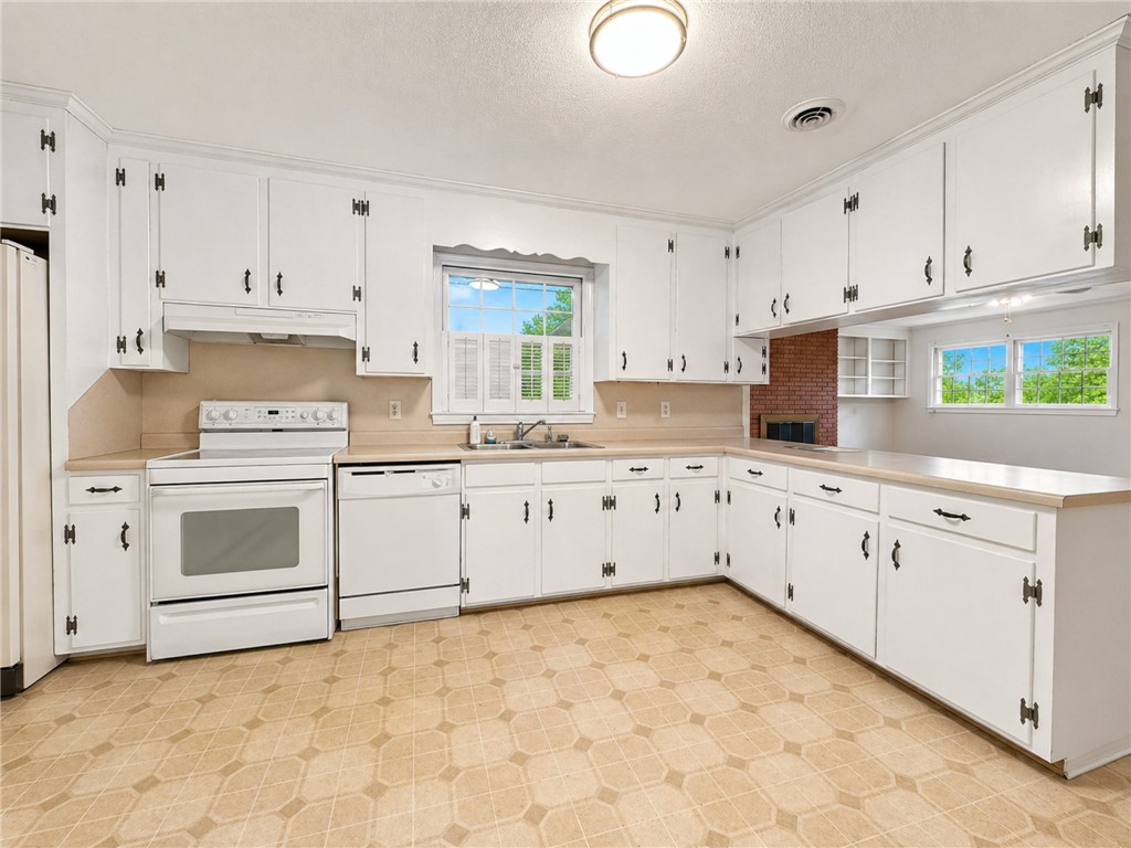 611 Heyward Road