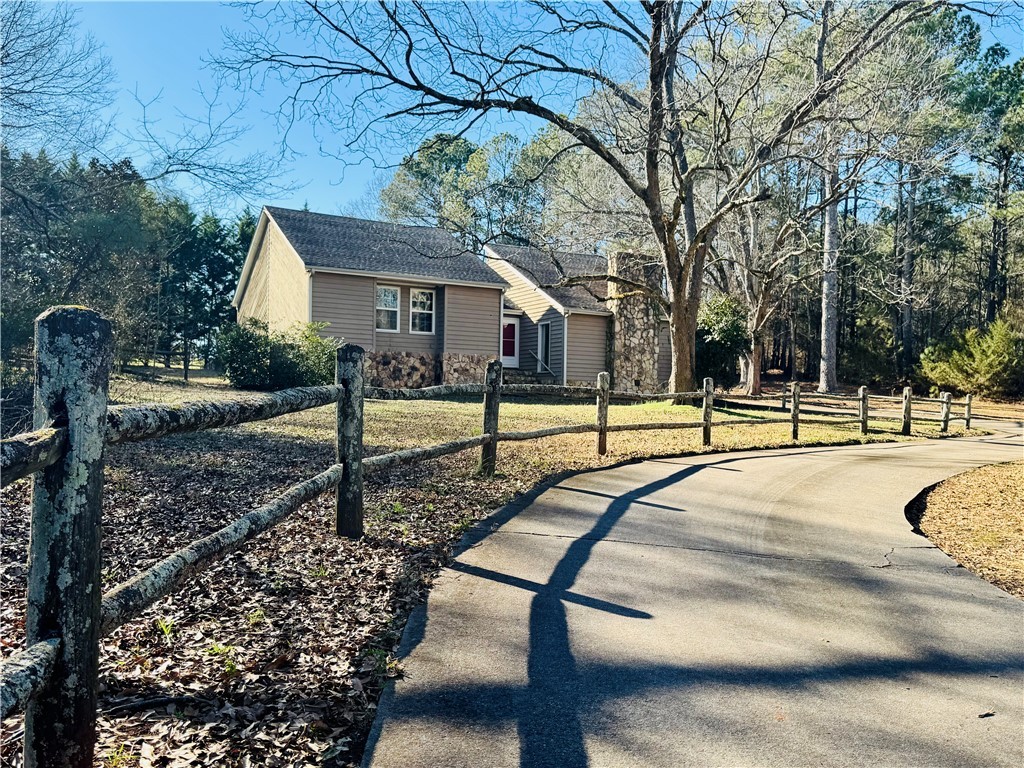 1951 Centerville Road