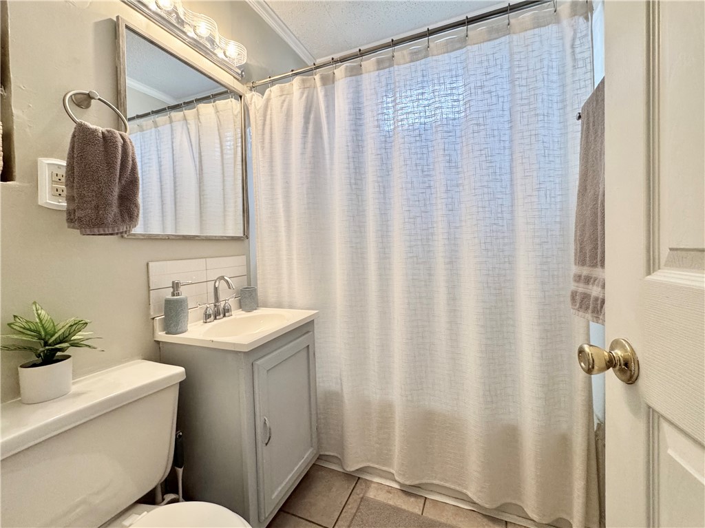 1909 Northview Avenue