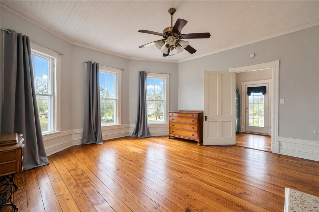 219 E Franklin Street