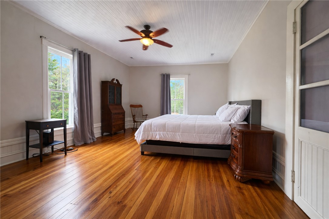 219 E Franklin Street