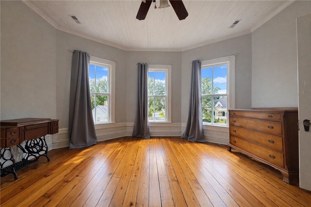 219 E Franklin Street