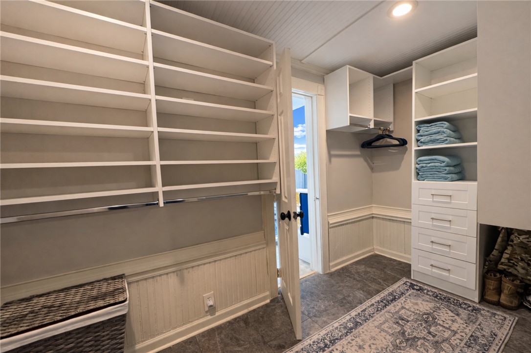 219 E Franklin Street