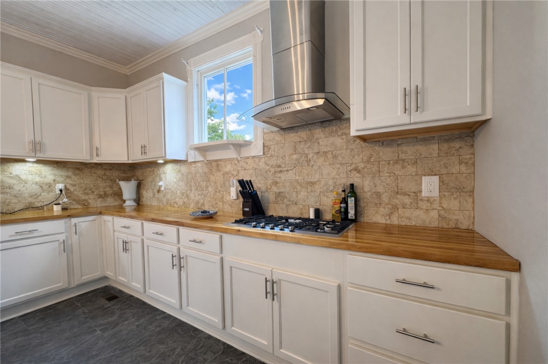 219 E Franklin Street