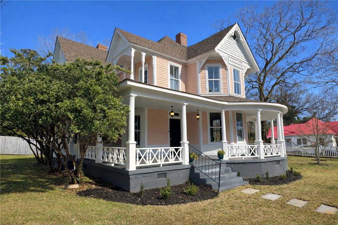 219 E Franklin Street