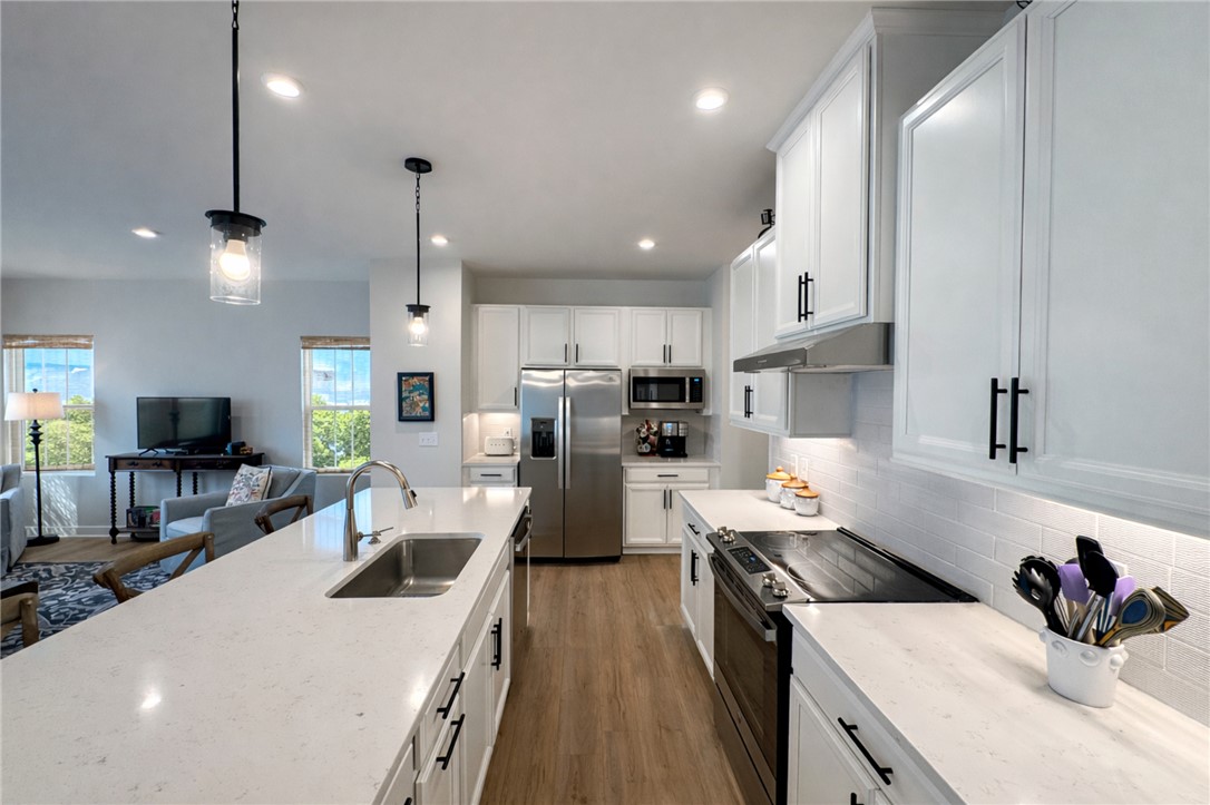 407 Camarillo Lane