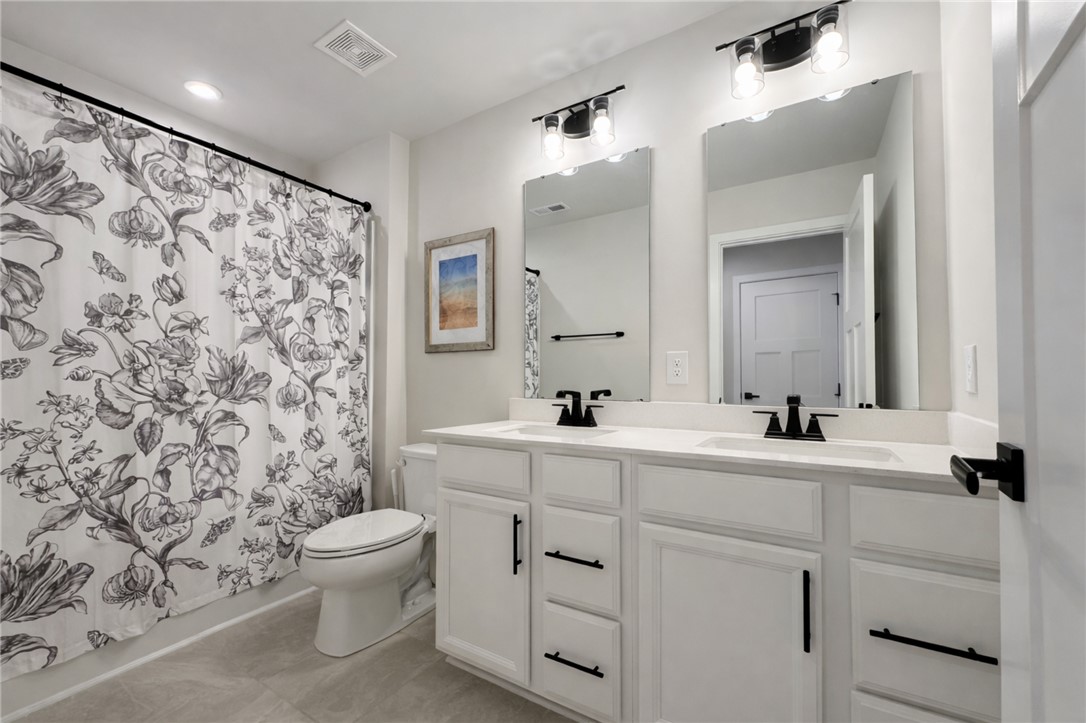 407 Camarillo Lane