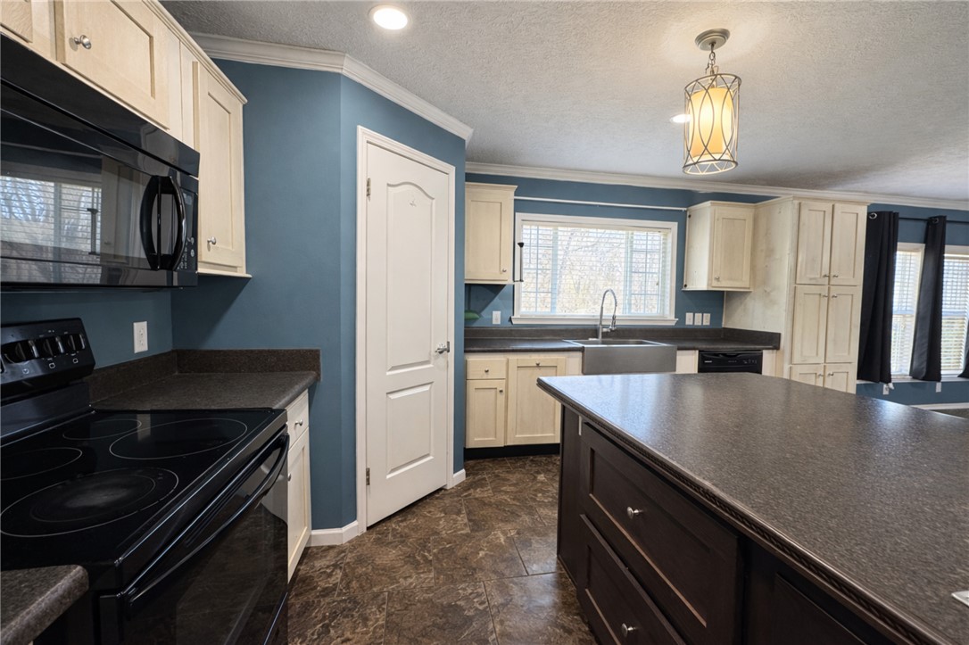 220 Samuel Camp Road