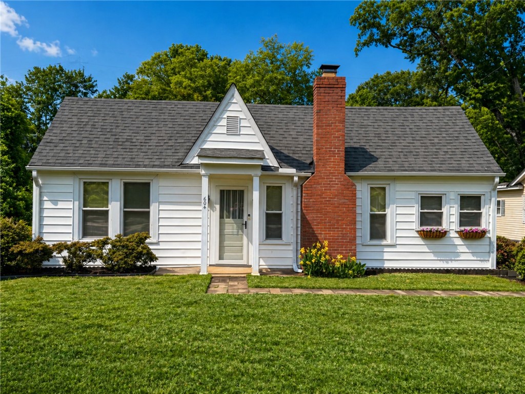 604 North Street