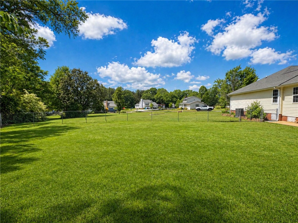 210 Springside Circle