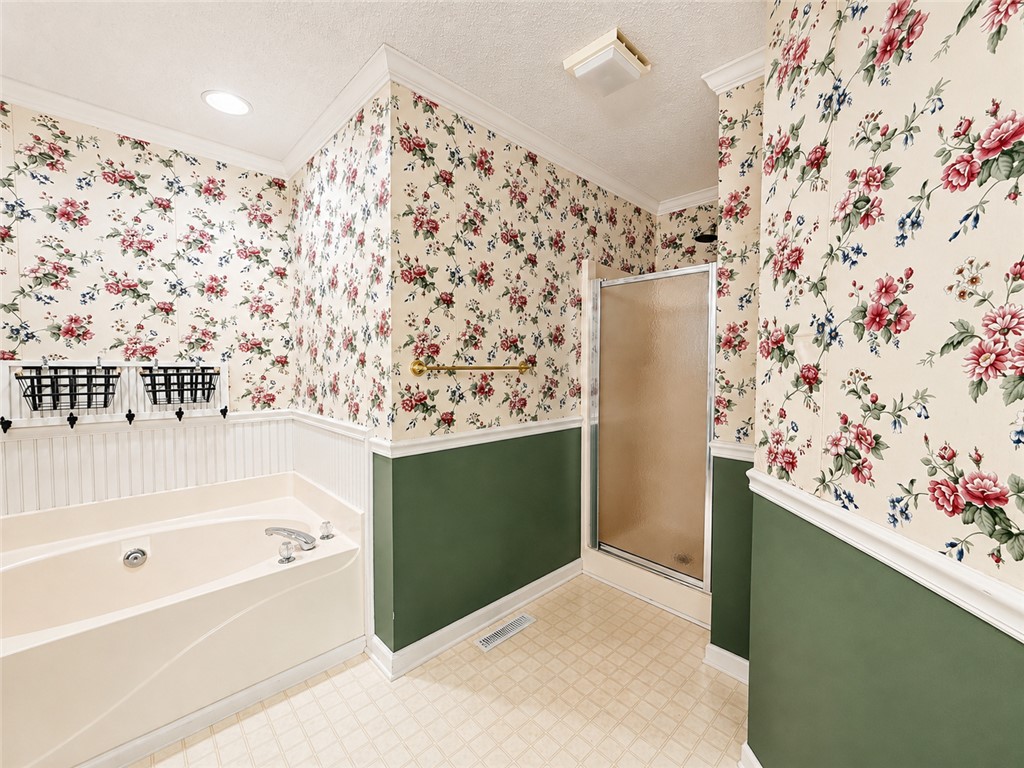 606 Laurel Creek Drive