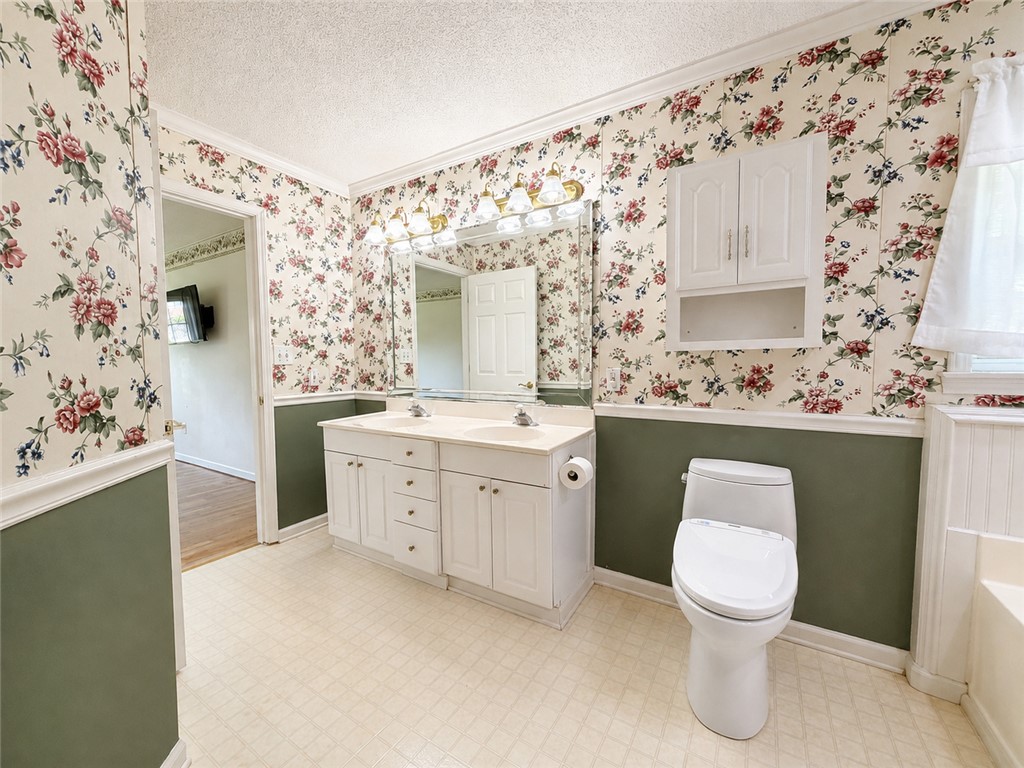 606 Laurel Creek Drive