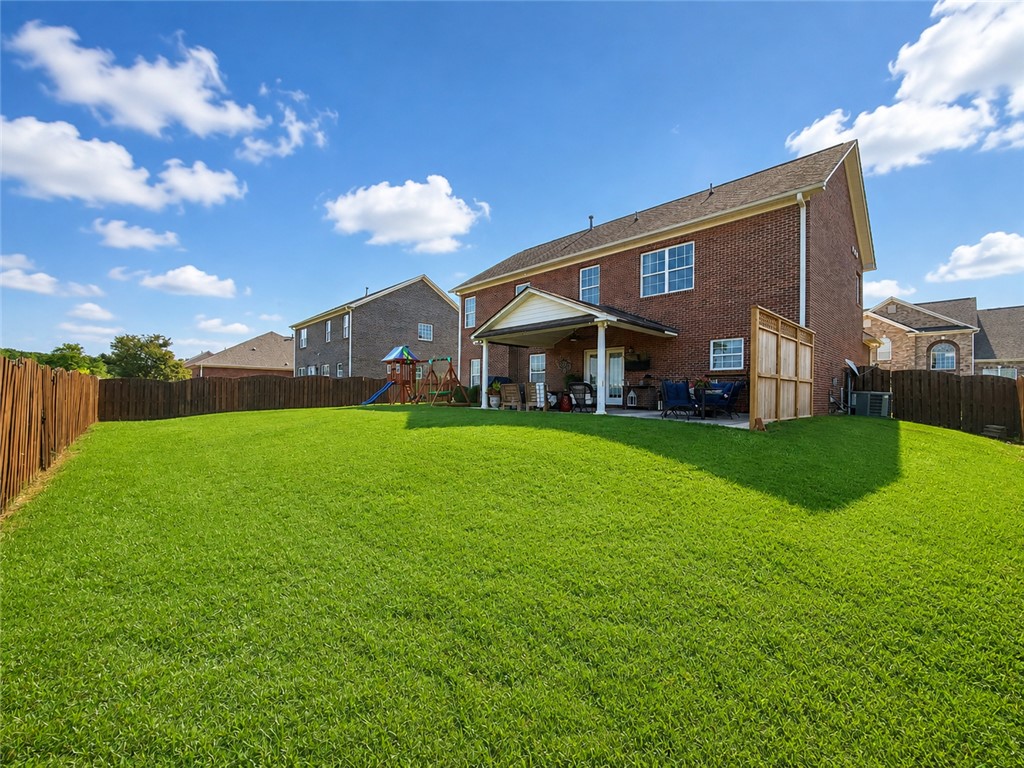 17 Fawn Hill Drive